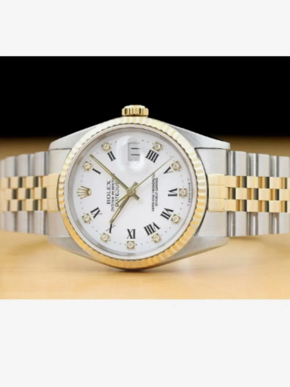 Mint 18k Rolex Mens Diamond Roman Datejust Mint Condition